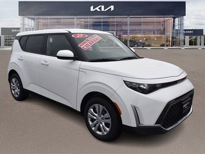 New 2025 Kia Soul LX