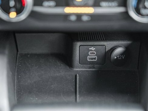 Used 2025 Ford Escape ST-Line image 27