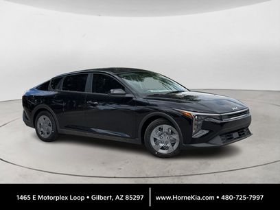 New 2025 Kia K4 LX