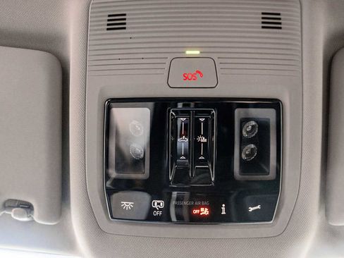 New 2026 Volkswagen Atlas SE image 34