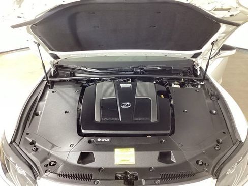 Used 2019 Lexus LS 500 w/ Interior Upgrade Package RWD image 27