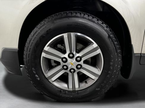 Used 2016 Chevrolet Traverse LT image 46