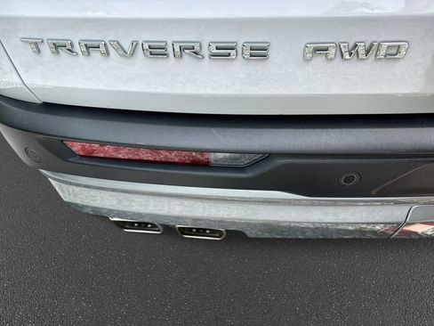 Used 2026 Chevrolet Traverse LT AWD/4WD image 38