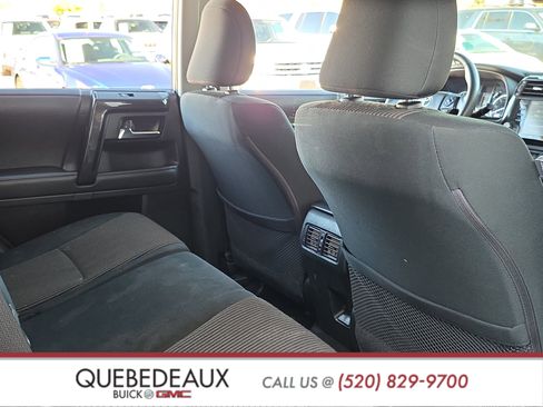 Used 2022 Toyota 4Runner TRD Off-Road image 29