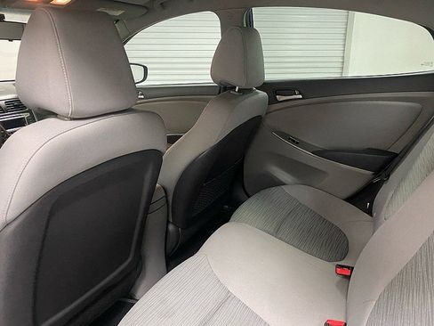 Used 2016 Hyundai Accent SE w/ Option Group 02 image 12