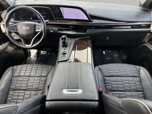 Used 2022 Cadillac Escalade Sport Platinum image 13