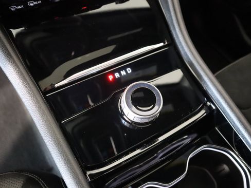 Used 2023 Jeep Grand Cherokee L Laredo image 8