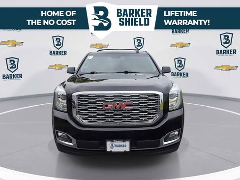 Used 2019 GMC Yukon Denali w/ Denali Ultimate Package AWD/4WD image 3