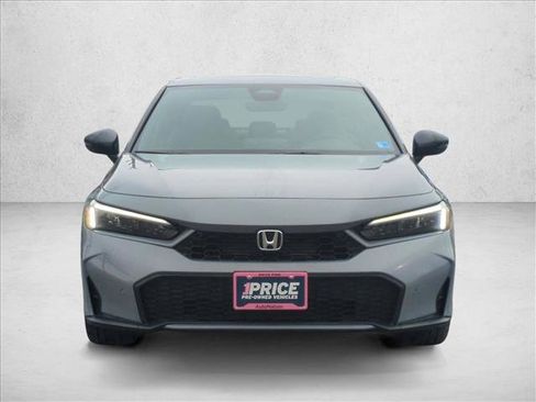 Used 2025 Honda Civic Sport Touring image 2