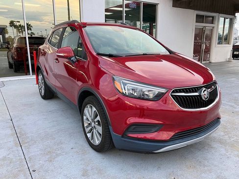 Used 2017 Buick Encore Preferred FWD image 2