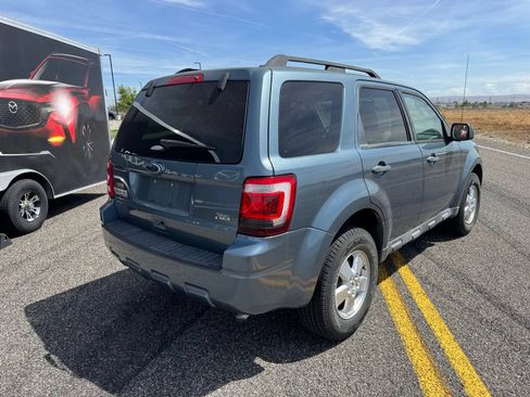 Used 2012 Ford Escape XLT AWD/4WD image 5