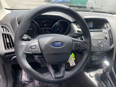 Used 2016 Ford Focus SE FWD image 14