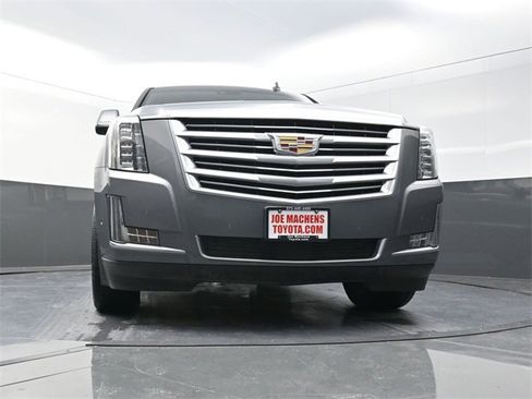 Used 2019 Cadillac Escalade Platinum image 28