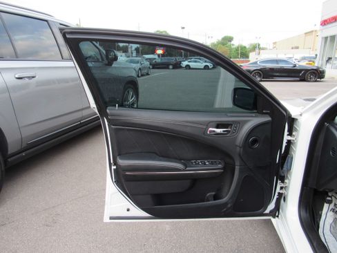 Used 2021 Dodge Charger SRT Hellcat RWD image 16