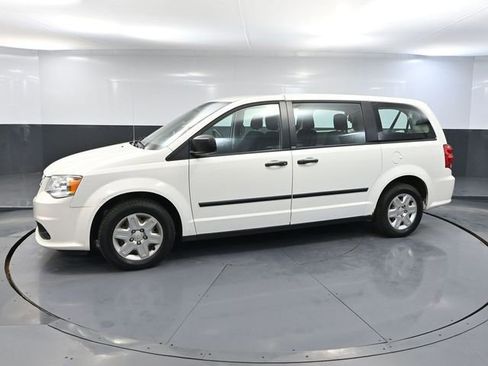 Used 2012 Dodge Grand Caravan American Value Package image 9