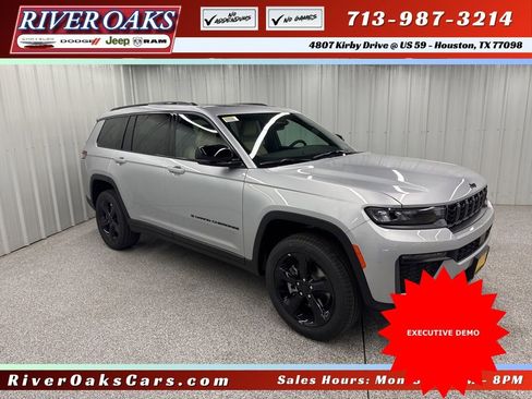 New 2026 Jeep Grand Cherokee L Limited RWD image 1