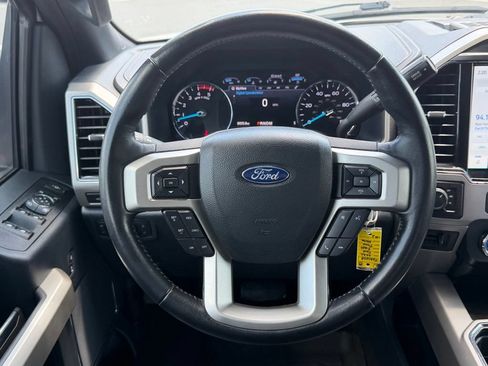 Used 2022 Ford F250 Lariat w/ Black Appearance Package AWD/4WD image 44