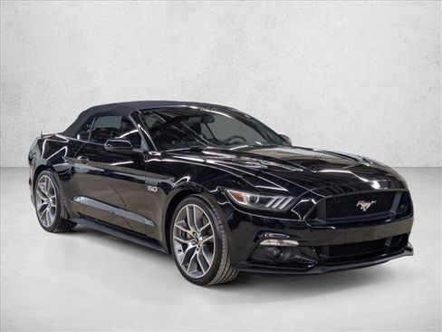 Used 2017 Ford Mustang GT Premium w/ Equipment Group 401A image 3