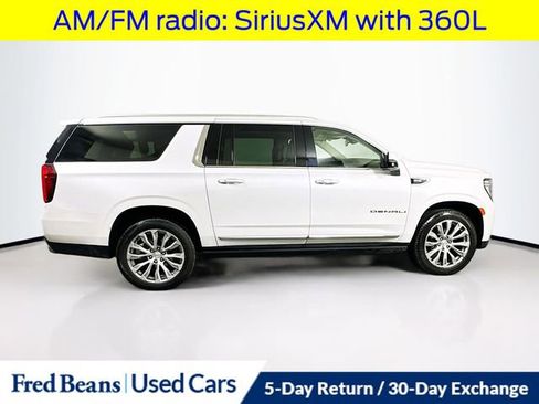 Used 2022 GMC Yukon XL Denali image 10