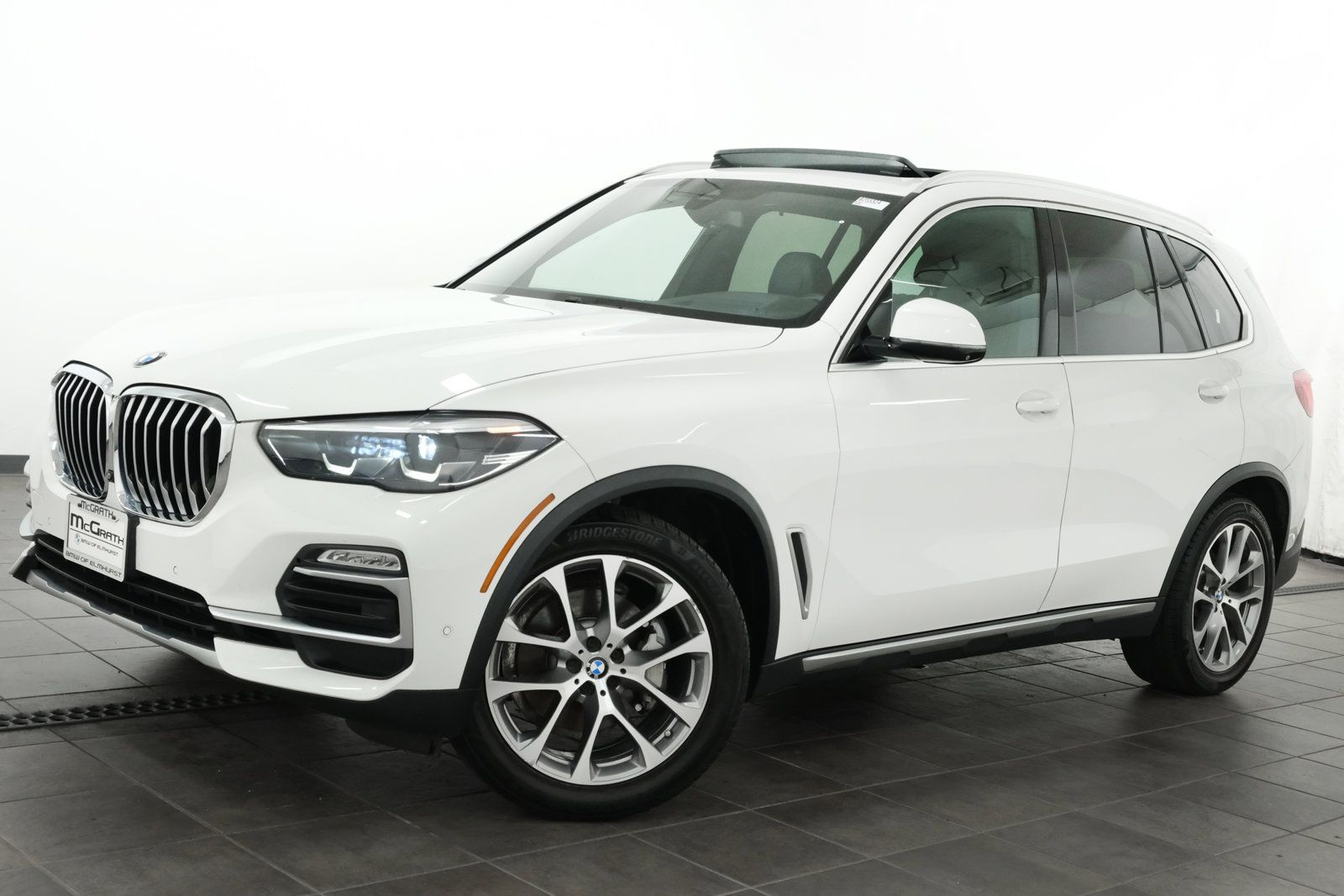 Used 2019 BMW X5 xDrive40i w/ Premium Package 2 AWD/4WD image 1