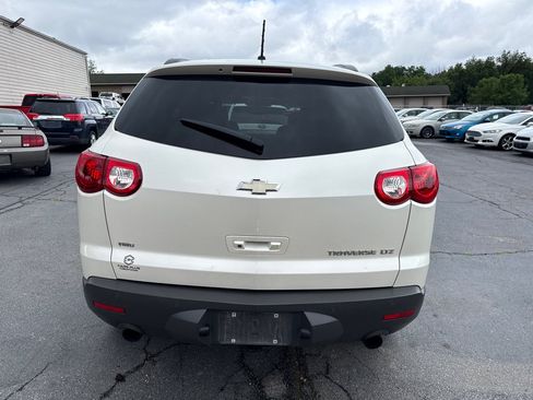 Used 2011 Chevrolet Traverse LTZ AWD/4WD image 7