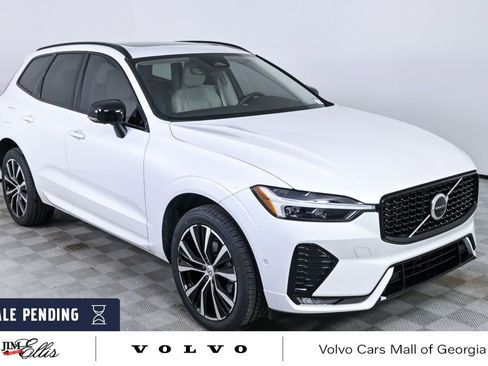 Certified 2023 Volvo XC60 B5 Plus w/ Protection Package Premier image 26
