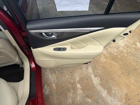 Used 2015 INFINITI Q50 Premium RWD image 36