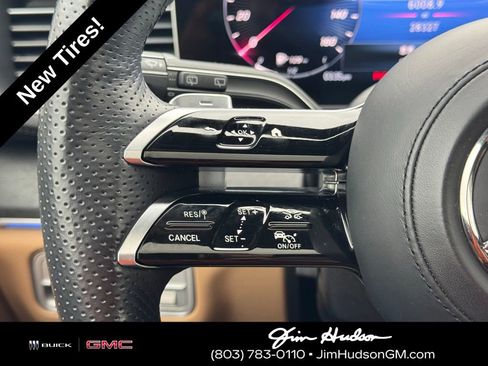 Used 2024 Mercedes-Benz GLS 450 4MATIC image 32