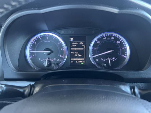 Used 2019 Toyota Highlander XLE FWD image 49