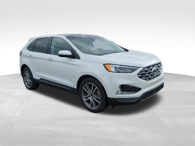 Used 2024 Ford Edge Titanium w/ Equipment Group 301A AWD/4WD 360° Tour