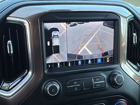 Used 2021 Chevrolet Silverado 2500 High Country w/ Z71 Off-Road Package image 27