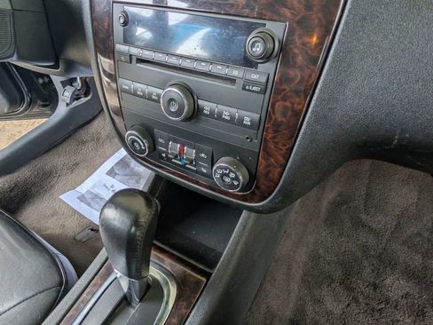 Used 2014 Chevrolet Impala LTZ image 18