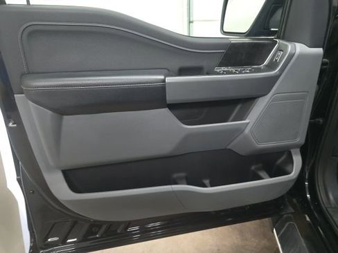 Used 2022 Ford F150 XLT w/ Equipment Group 302A High image 17