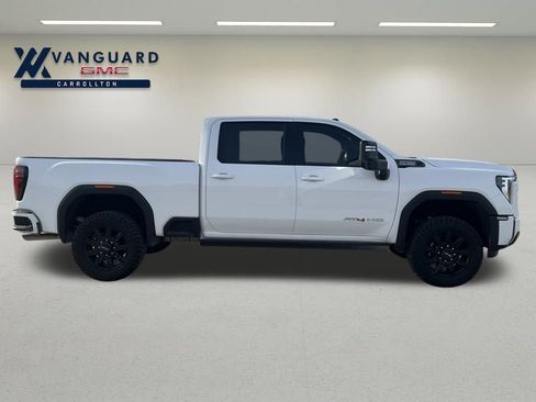 Used 2024 GMC Sierra 2500 AT4 w/ AT4 Premium Plus Package image 8
