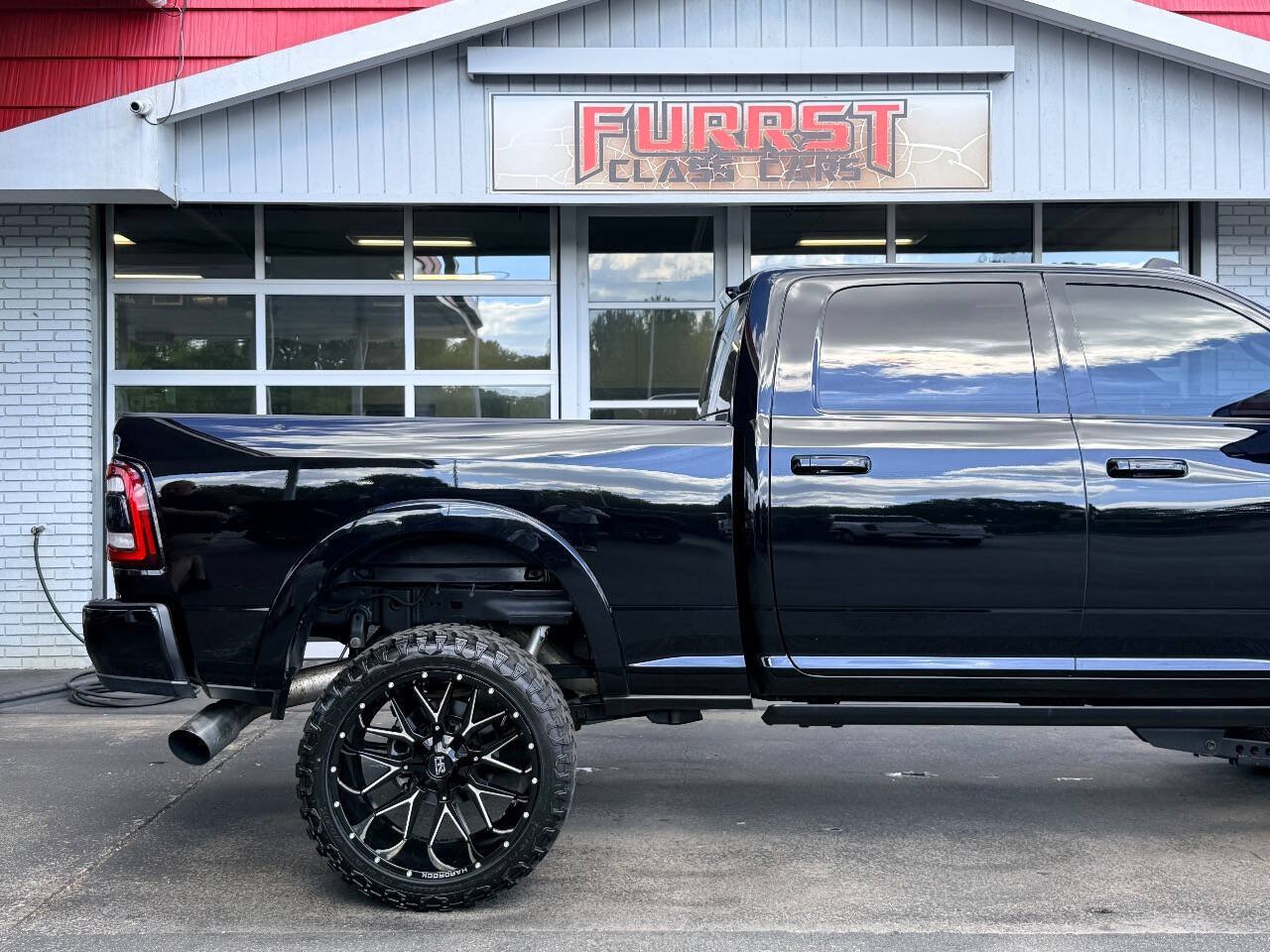Used 2020 RAM 2500 Limited AWD/4WD image 11