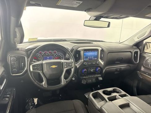 Used 2022 Chevrolet Silverado 1500 LT w/ Safety Package AWD/4WD image 21