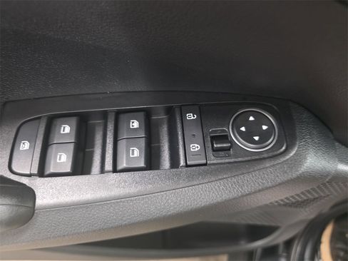 Used 2021 Kia Seltos LX image 26