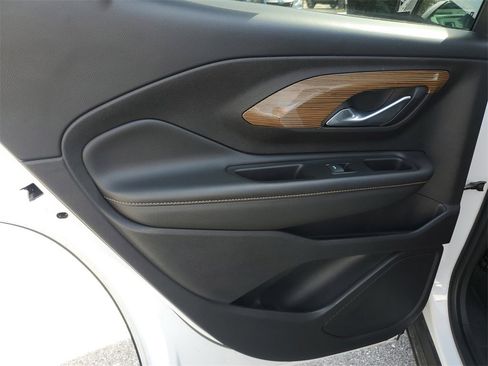 Used 2018 GMC Terrain SLE w/ Driver Convenience Package image 13