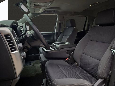 Used 2018 Chevrolet Silverado 1500 LT w/ All Star Edition AWD/4WD image 11
