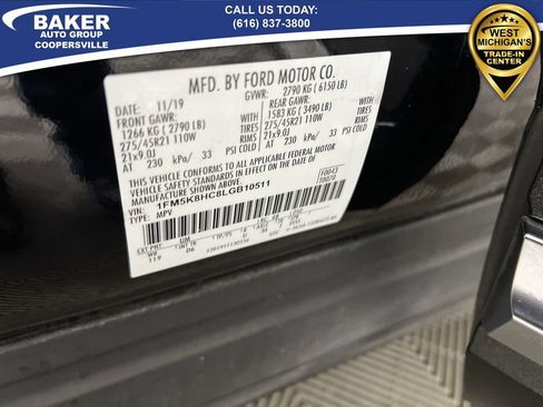 Used 2020 Ford Explorer Platinum w/ Premium Technology Package image 34