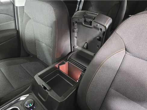 Certified 2021 Chevrolet Traverse LT w/ LPO, Floor Liner Package image 27