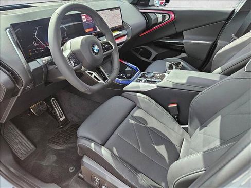 Used 2026 BMW X3 xDrive30i w/ Premium Package AWD/4WD image 9