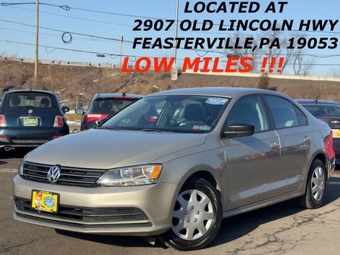 Used 2015 Volkswagen Jetta S image 1
