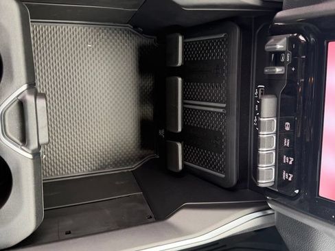 New 2026 RAM 2500 Big Horn AWD/4WD image 17