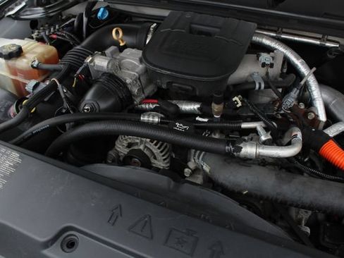Used 2011 Chevrolet Silverado 3500 W/T AWD/4WD image 17