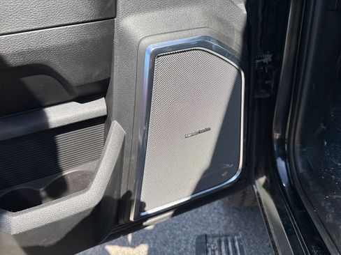 New 2026 RAM 2500 Laramie AWD/4WD image 18