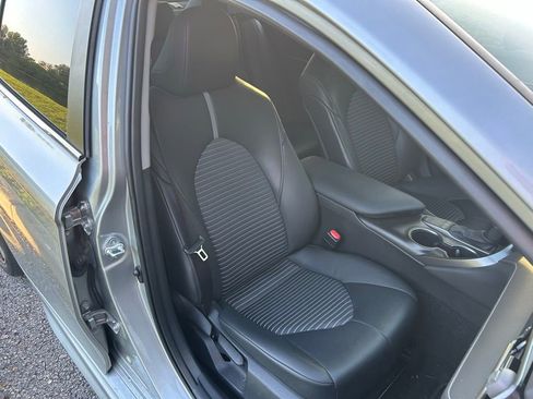 Used 2023 Toyota Camry SE FWD image 16