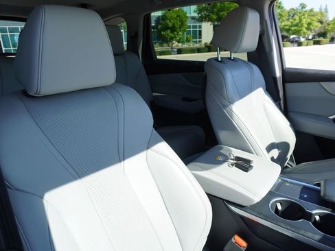 Used 2022 Acura MDX FWD w/ Technology Package image 17