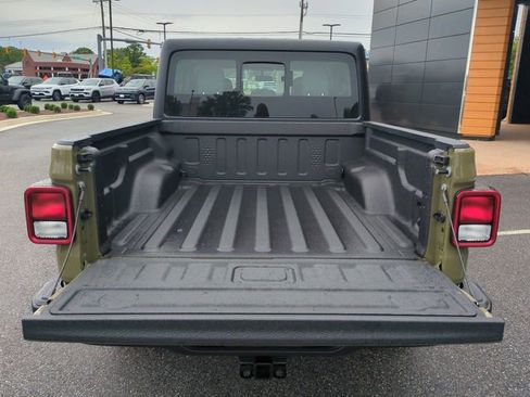 New 2026 Jeep Gladiator Mojave AWD/4WD image 13