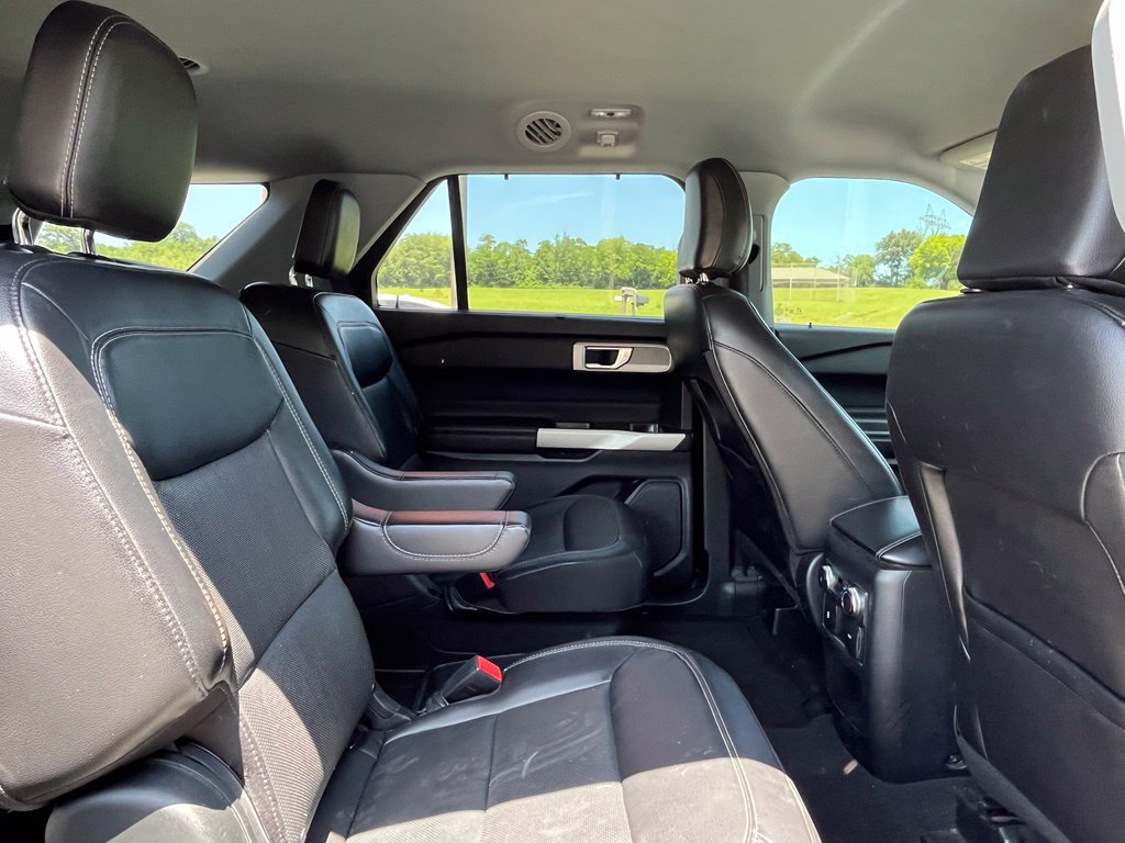 Used 2021 Ford Explorer Limited AWD/4WD image 31